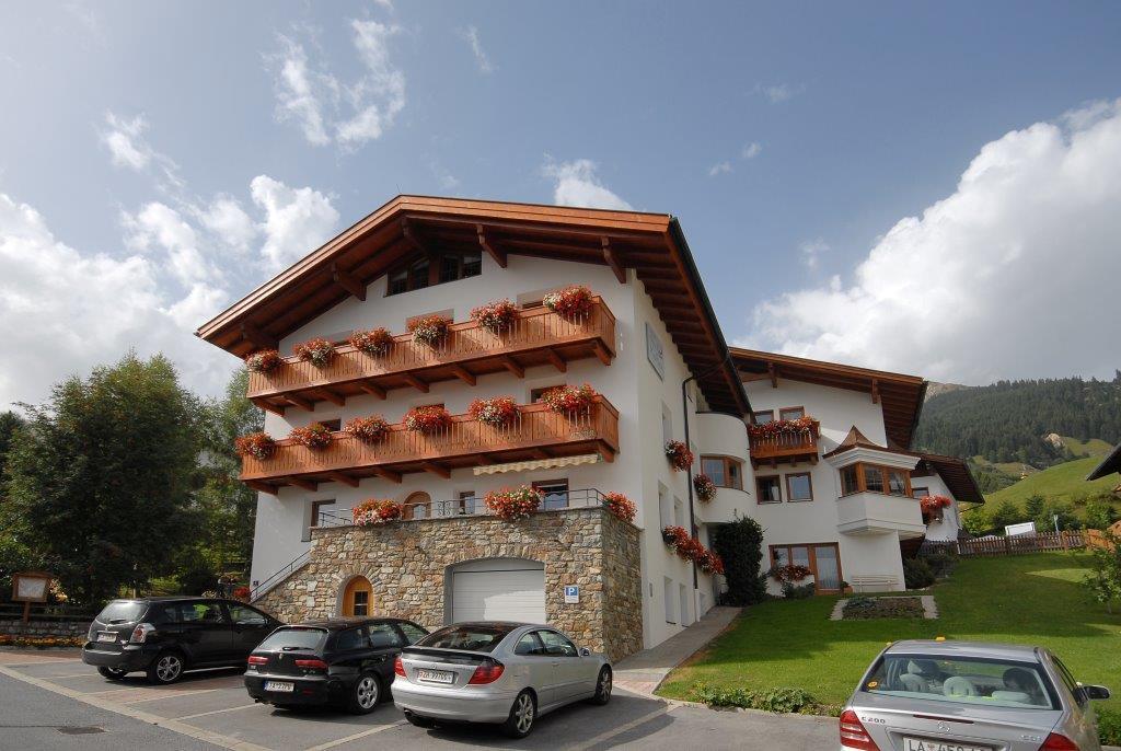 Apart Hotel Garni Kofler Fiss Exteriör bild