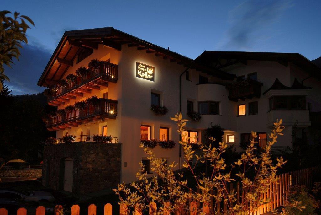 Apart Hotel Garni Kofler Fiss Exteriör bild